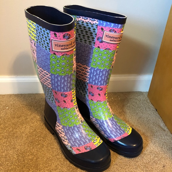 vineyard vines rain boots